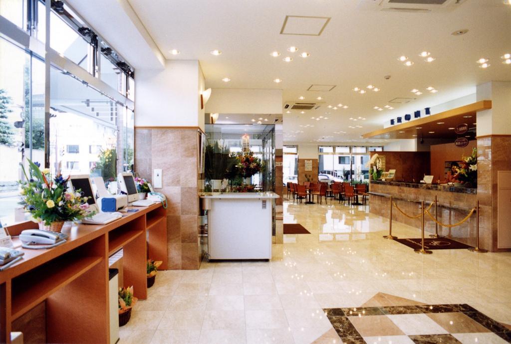 Toyoko Inn Kofu-Eki Minami-Guchi No.1 Экстерьер фото